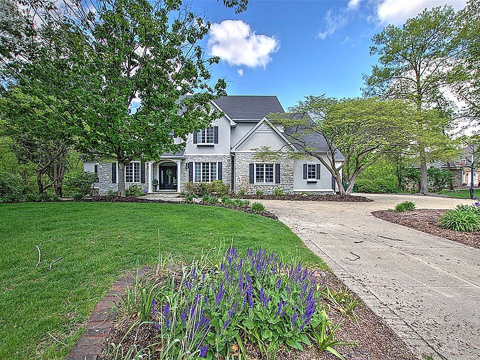 1st image of 4190 S Lake Ct