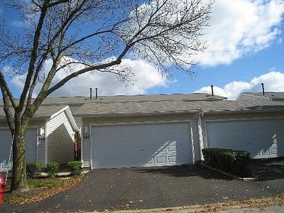 347 Dogwood Ter UNIT 347, Buffalo Grove, IL, 60089