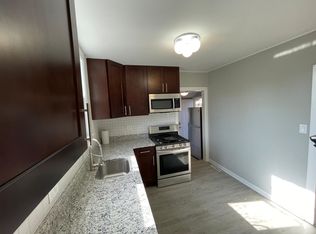 48 S Glenview Ave, Lombard, IL