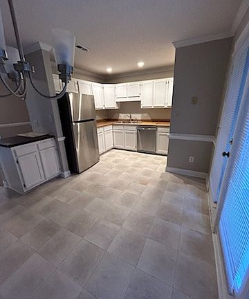 2nd image of 200 Woodcroft Pkwy #51A