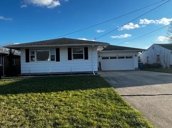 2014 8th St, Peru, IL 61354