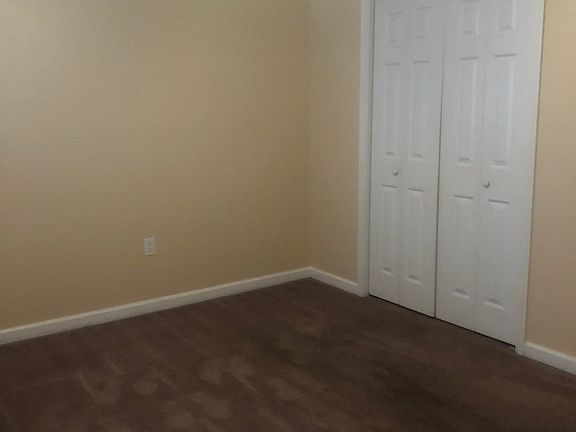 5th image of 238 Stillwood Dr