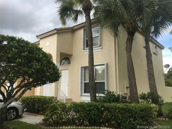 1335 NW 154th Ln, Pembroke Pines, FL 33028