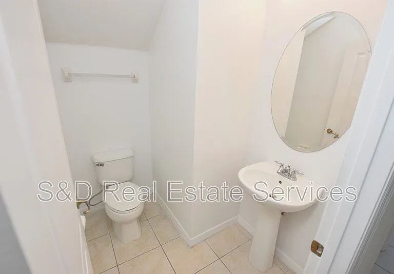 6352 Sedgeford Dr — Photo 18