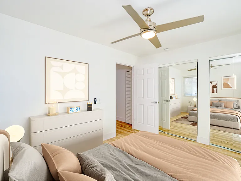 1344 W Temple St #2 — Photo 6