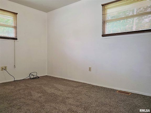 5th image of 710 Lasalle Blvd
