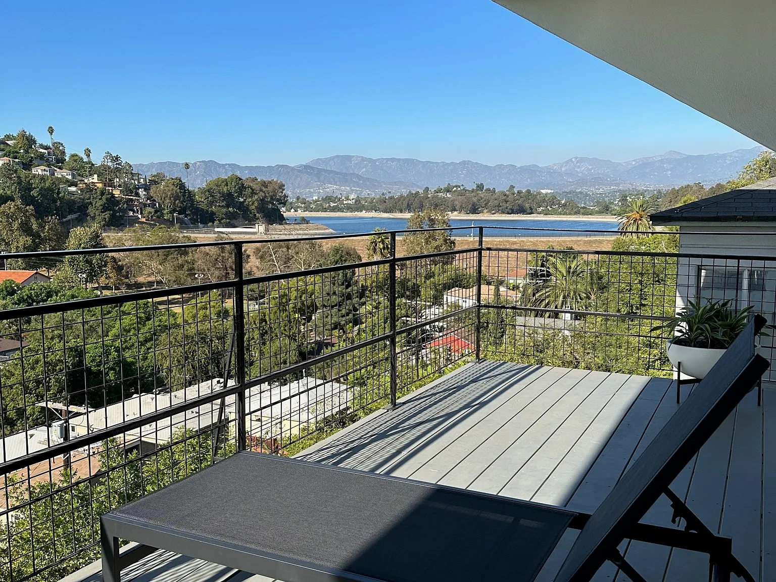 2 bed, 1200 sqft, $8,500 — Photo 4