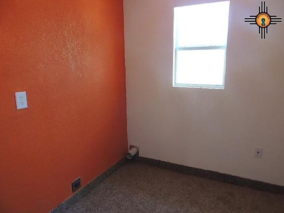 5th image of 1600 N San Andres Dr