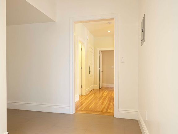 5th image of 1382 Taylor St #15