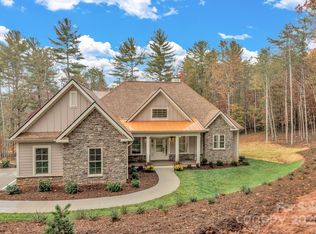 844 Settlers Trl, Mars Hill, NC 28754