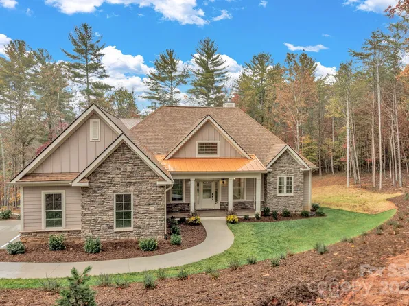 844 Settlers Trl, Mars Hill, NC 28754