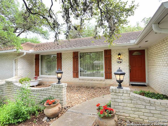 2nd image of 408 PARK OAK DR