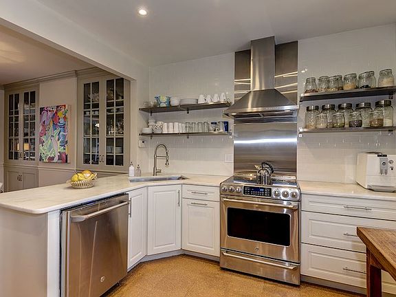 Marble Kitchen w/ Stainless Steel appliances