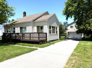 57 Grindstone Rd, Port Austin, MI 48467