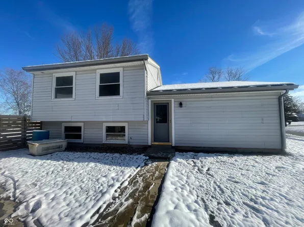 9460 Burrwood Cir, Indianapolis, IN 46235