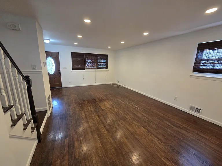 742 Havemeyer Ave — Photo 11