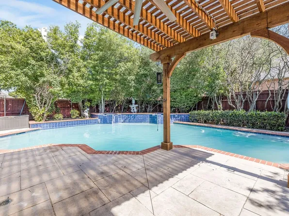 1400 Greenfield Dr, Plano, TX 75025