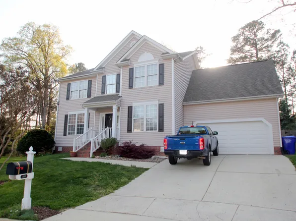 111 Maddry Ct, Chapel Hill, NC 27516