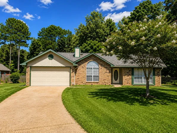 208 Boutte Cir, Shreveport, LA 71107