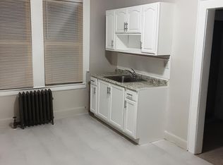 698 Grove St APT 2, Irvington, NJ 07111