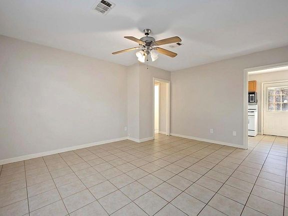 3rd image of 6713 Barney Rd