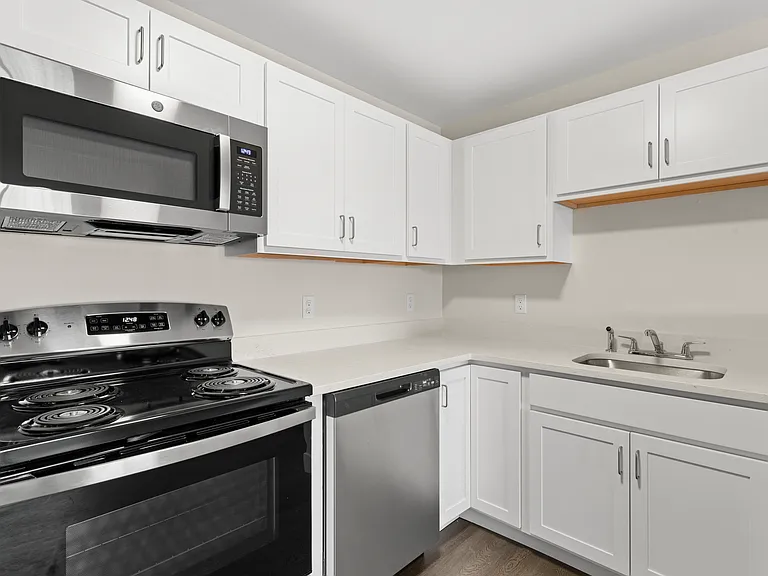 Granite Place — Photo 19