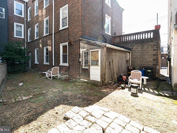 5th image of 1408 E Moyamensing Ave