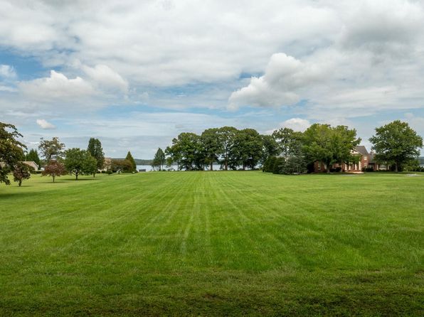 Goose Point Ct, Pt Royal, VA 22535