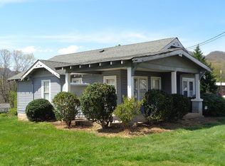 1003 N Canton Rd, Canton, NC 28716