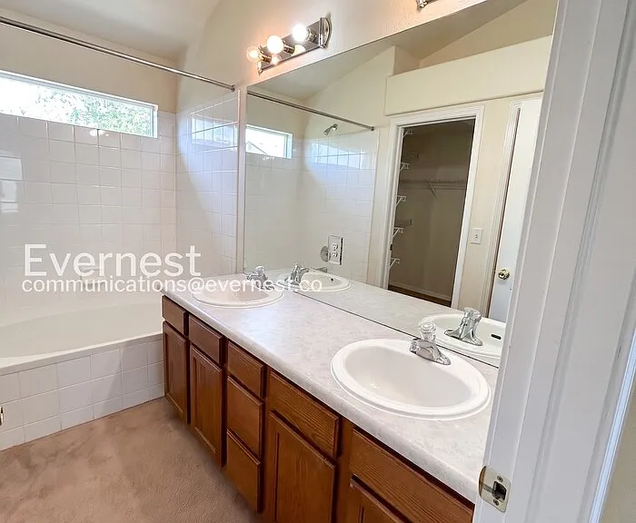 7324 Edgebrook Dr — Photo 8