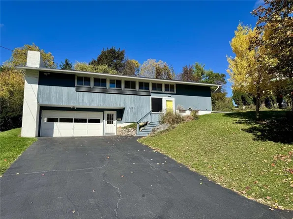 129 Lewis Ave, Syracuse, NY 13224