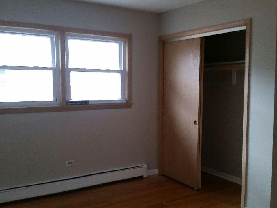 2nd image of 8508 W Berwyn Ave