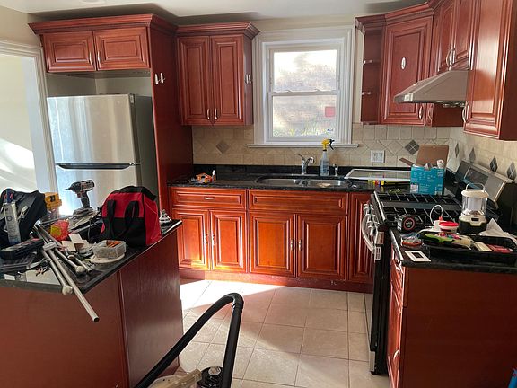 3rd image of 8815 N Wisner St APT 1