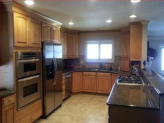 5th image of 4534 Tomrick Ave