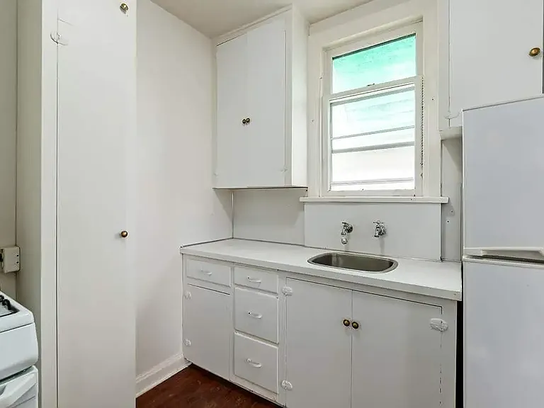 531 7th St S #7 — Photo 6