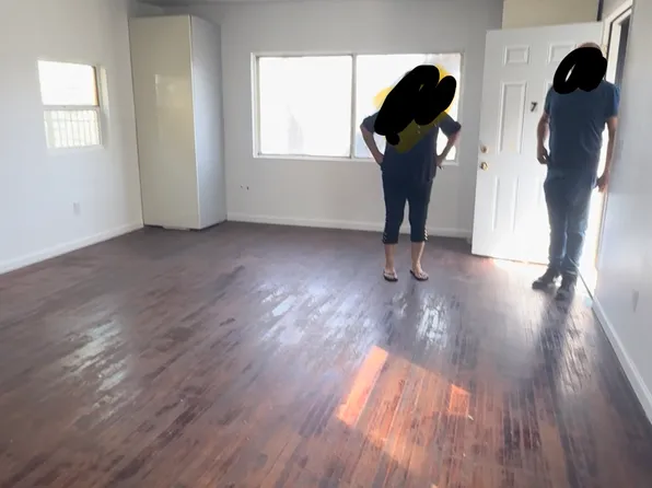 1325 K St #9, Bakersfield, CA 93301