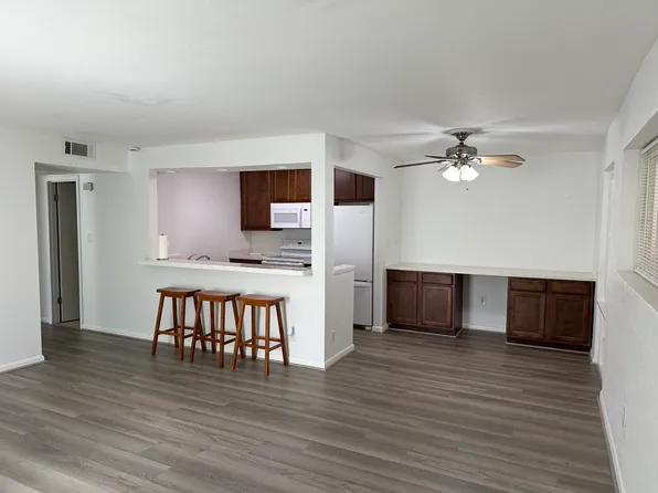 300 Bayou Blvd, Pensacola, FL