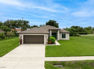 610 Morningmist Ln, Lehigh Acres, FL 33974