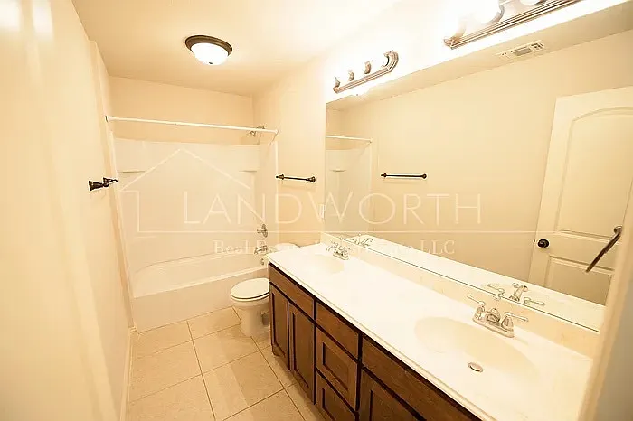 4620 Angus Dr — Photo 7