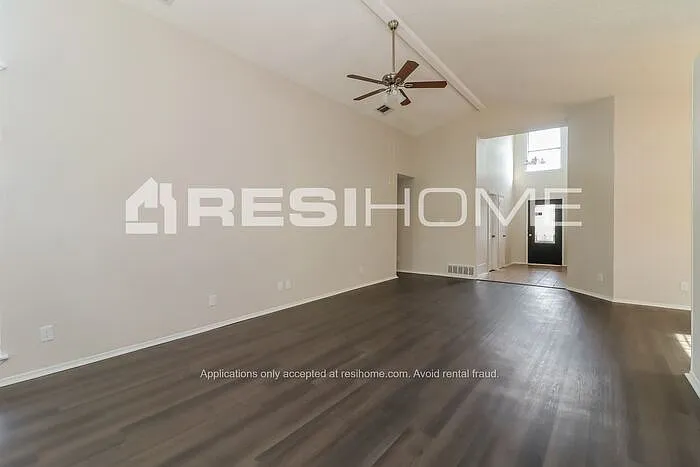 2621 Galemeadow Dr — Photo 4