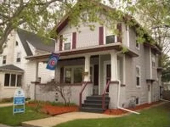 1930 Melrose St, Rockford, IL 61103