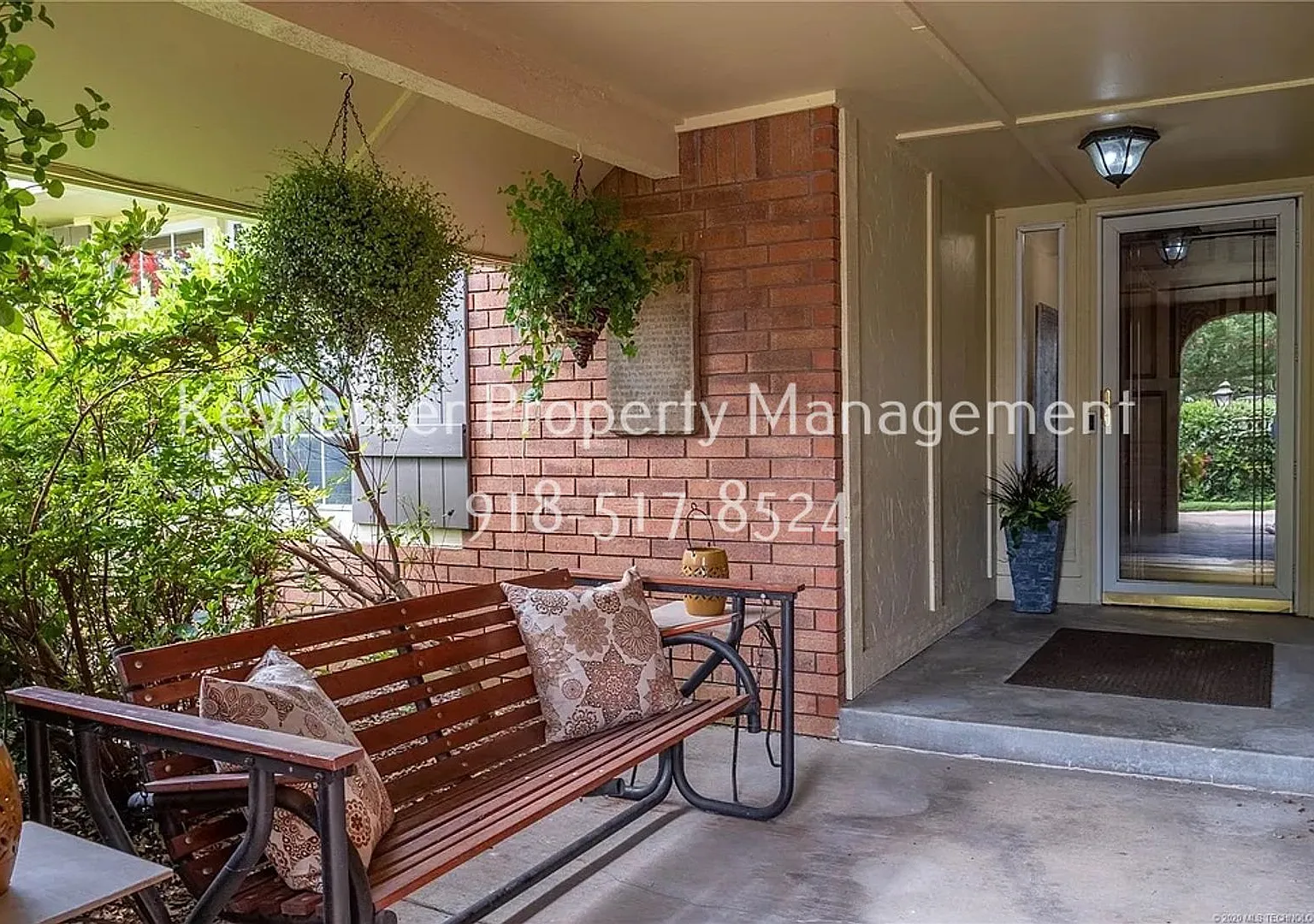 Large | 4 Bed | 3 Bath | South Tulsa — Photo 3