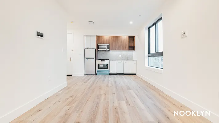 Rented by Nooklyn NYC LLC | media 20