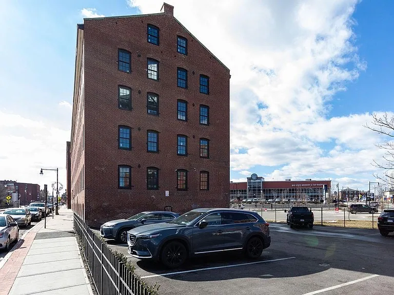 Walker Lofts — Photo 20