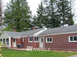 18827 Grannis Rd, Bothell, WA 98012