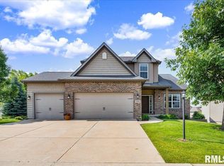 2802 W Arden Way, Dunlap, IL 61525