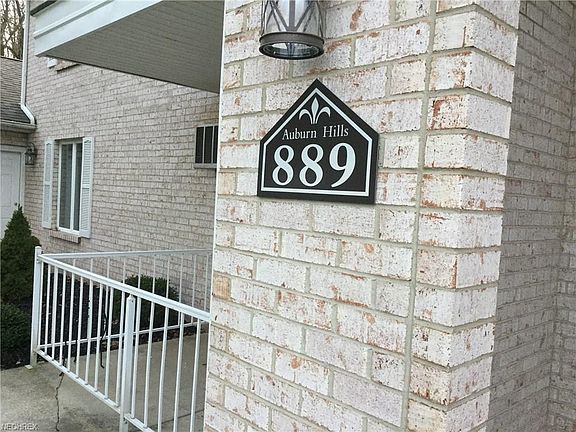 3rd image of 889 Auburn Hills Dr Unit 3