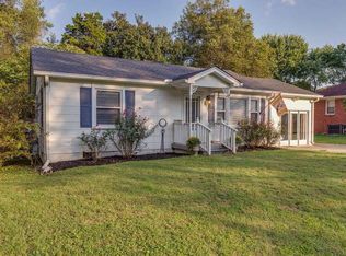 1009 Edgewood Dr, Gallatin, TN 37066