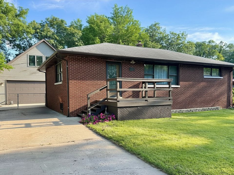 1st image of 8223 Maple Ave