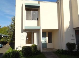 2982 Yulupa Ave, Santa Rosa, CA 95405